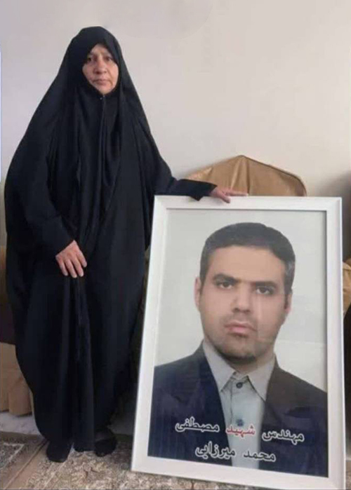 مادر شهید مصطفی محمد میرزایی مادر شهید مصطفی محمد میرزایی